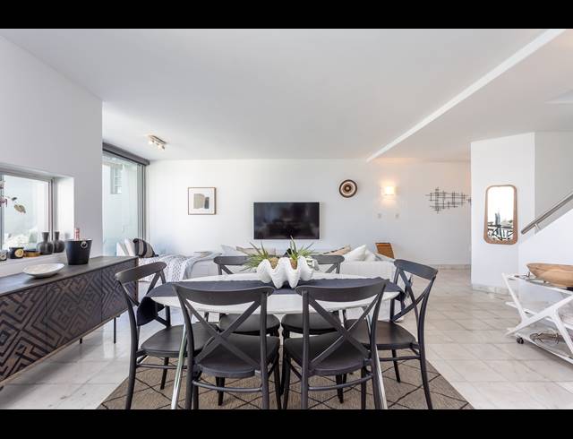 3 BEDROOM APARTMENT TO LET IN CLIFTON